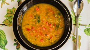 Масурдал — пряный индийский суп из красной чечевицы